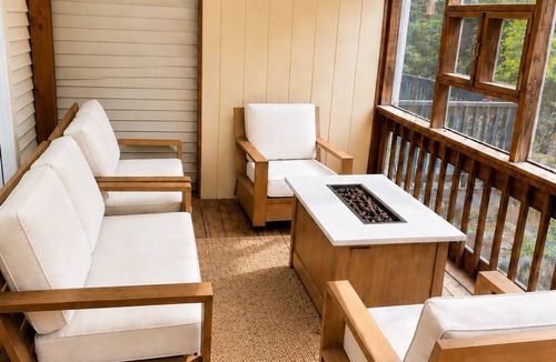 Newark House | KUSA Homes - Cozy 3BR Near UD & Hospitals