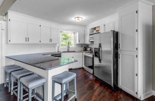 Norwood House | Lake Front Luxury