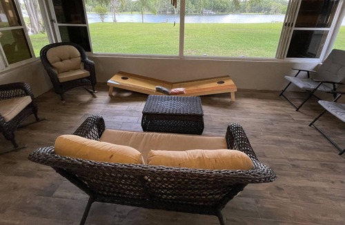 Inverness House | Lake Henderson Waterfront - Downtown Inverness, FL- Lillian’s Point, incl kayaks