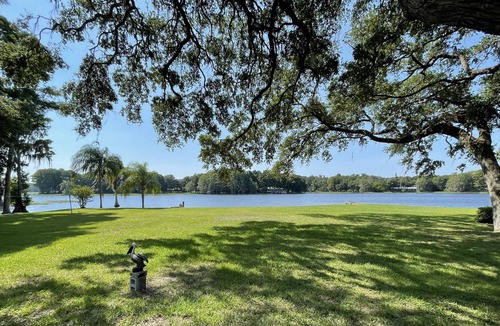 Inverness House | Lake Henderson Waterfront - Downtown Inverness, FL- Lillian’s Point, incl kayaks