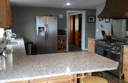 Rapid City House | Lakefront house on beautiful Elk Lake - Pontoon Available VR 2026-05/06 Campbell