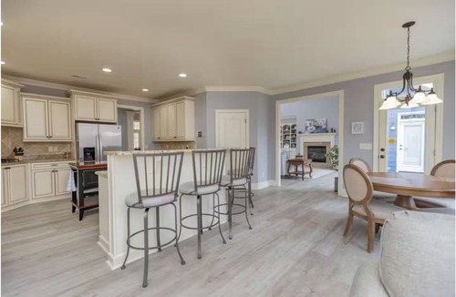 Olde Ferry Estates House | Lakefront, Theater, Gym, Fire Pit, Lily pad, Pool table, Kayaks, Paddle board