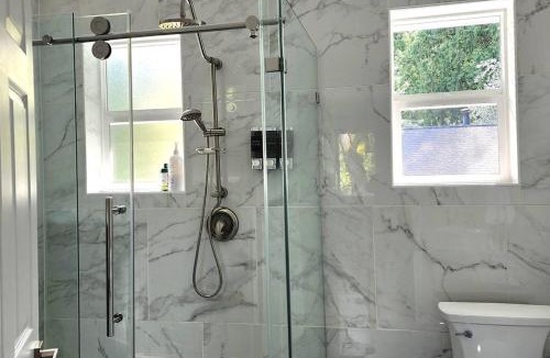 East Renton Highlands House | Lakehouse