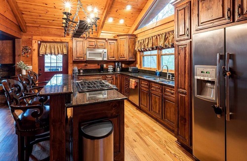 Topton Cabin | Lakeview Cabin with Large Private Deck in Topton, North Carolina