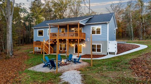 Wise House | Lakin' Reel Memories - Lake Gaston