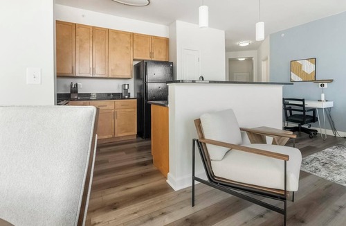 Frederick Apartment | Landing | Amazing 2BD, Gym, Pool