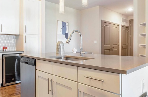 Florida Central Atlantic Coast Apartment | Landing | Incredible 2BD, Gym, Pool