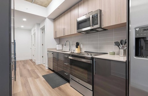 Baileys Crossroads Apartment | Landing | Spectacular 1BD, Game Room, Gym