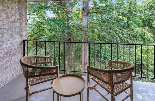 Greenbelt Apartment | Landing | Stunning 2BD, Pool, Gym