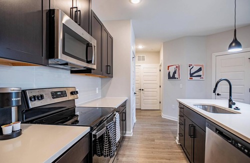 Sugar Hill Apartment | Landing | Stunning 2BD, Yoga Studio, Gym