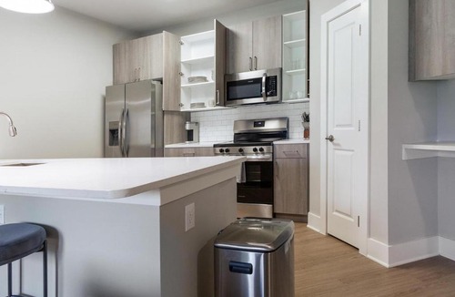 Fort Myers Apartment | Landing Stylish 1BD Gym Clubhouse