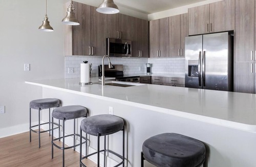Fort Myers Apartment | Landing | Stylish 1BD, Pool, Gym