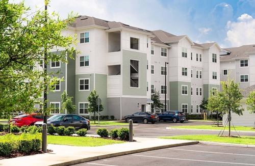 Eatonville Apartment | Landing | Stylish 2BD, Clubhouse, Gym