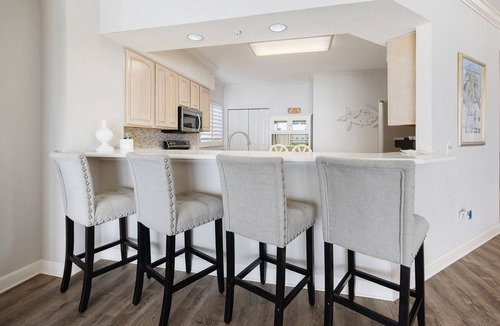 Bel Air Condo | Large Beachfront Condo