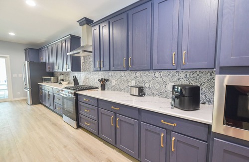 Long Neck House | Large family fun home, pools, beach, pet friendly!