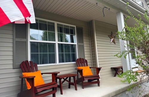 Gansevoort House | Large Saratoga Home Great For Family