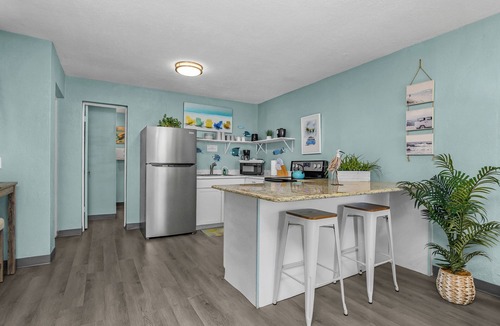 Siesta Isle Hotel | Latitude 26 Waterfront Boutique Resort - Fort Myers Beach