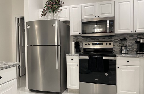 Duval House | Lavish Private Home - Remodeled, King Bed Suites