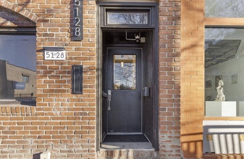 Lawrenceville Apartment | Lawrenceville/Central @5 Spacious Quiet 3BD with Free Street Parking