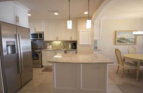 South Island Condo | Leonardo Arms #507 Lovely Beachfront Condo