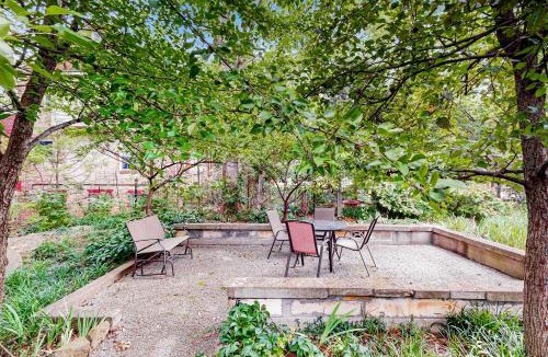 Green Hills House | Little House Nashville - Guest House