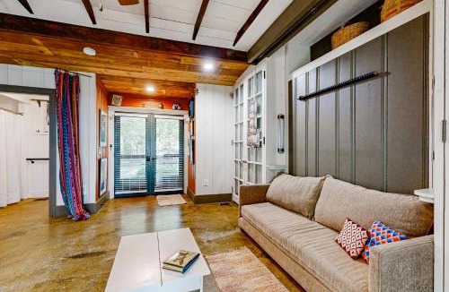 Green Hills House | Little House Nashville - Guest House