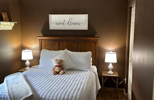 Banner Elk Hotel | Little Main Street Inn