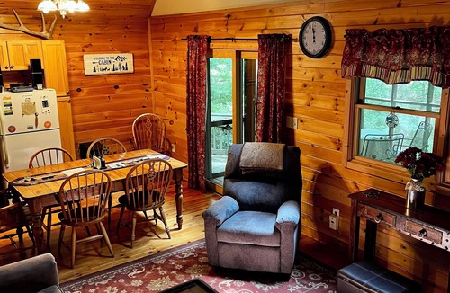 Berkeley Springs Cabin | Little Red Cabin in Coolfont Mountainside Community, Berkeley Springs, WV