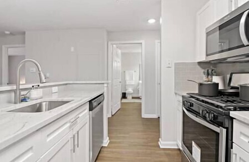 Herndon Apartment | Location | Luxury | Prime | Suburban | Boutique
