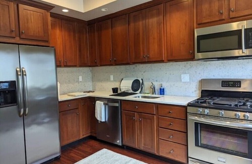 Mount Washington House | Location, view, comfort: Welcome to the Boma, 3b2b