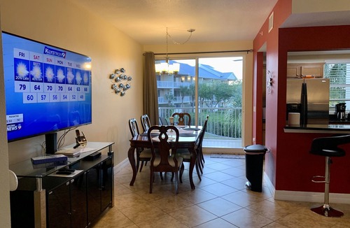 Ruskin House | Looking for Snowbirds with Marina Views at Little Harbor ! 90 day discount