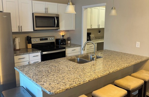Covington House | Love the Cov- Spacious 4-bedroom house in charming Covington with WiFi, AC