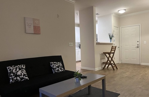 North Bethesda Apartment | Lovely 1/1 Home by the Metro