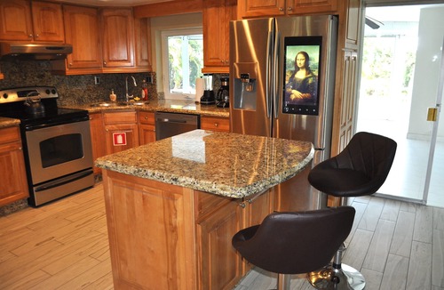 Coral Ridge Isles House | Lovely 3-BD, Walk to Bars, 9 min Drive From Beach!