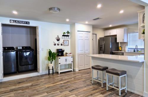 Sarasota House | Lovely House in Sarasota close to UTC Mall Nathan Benderson Park and Siesta Key Beach