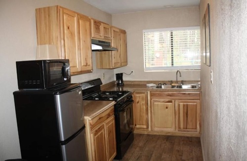Pinetop-Lakeside Hotel | Lumbermens Village
