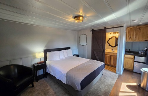 Pinetop-Lakeside Hotel | Lumbermens Village