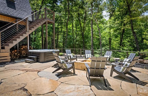 Morganton House | Luxe A-Frame Lodge Golf Hot Tub Blue Ridge