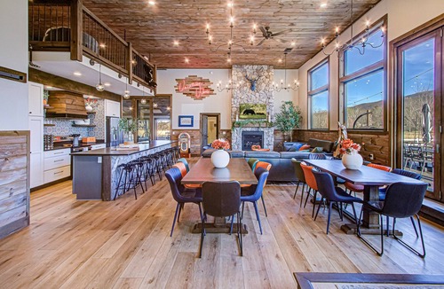 Wears Valley House | Luxe Waterfront Mtn Views Bowling Pool Pickleball