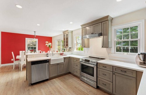 Bethesda House | Luxurious Fully Renovated House