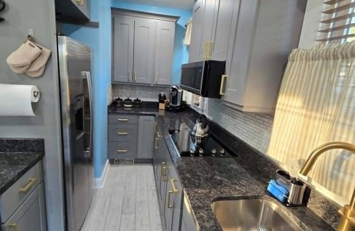 Ocean View House | Luxury 2-bedroom house in superb Norfolk with cool AC and charm