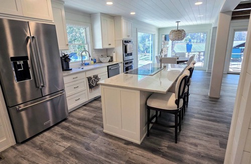 Clayton House | Luxury 3/3 Lake Burton Stay in Charming Clayton, GA!