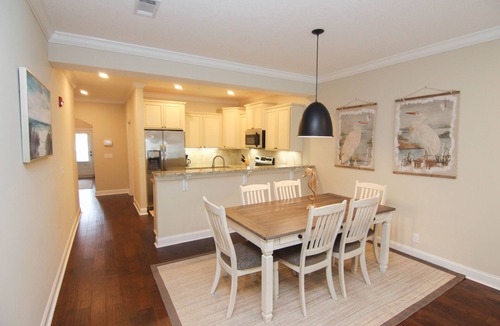 Epworth Acres House | Luxury, 3 BR island retreat with MASTER on MAIN! GREAT RATES!