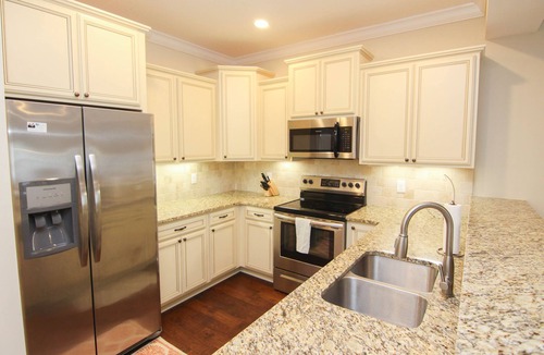 Epworth Acres House | Luxury, 3 BR island retreat with MASTER on MAIN! GREAT RATES!