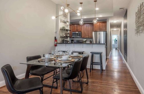 Columbia Heights Apartment | Luxury 3BR+Parking | Heart of DC | Steps to Metro