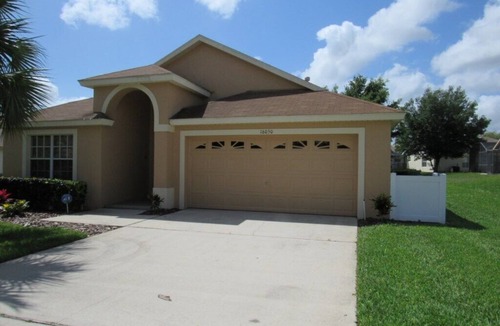 Orange Tree House | Luxury 5BR Villa with Pool & Spa Near Parks