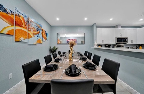 Progresso Village Villa | Luxury 8BR Duplex w/2 Pools Near Las Olas & Beach