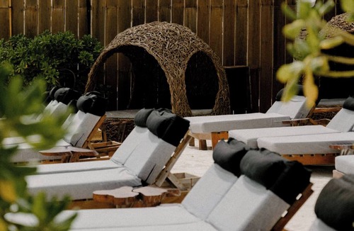 Zona Hotelera Hotel | Luxury Beachfront Escape Rooftop Pool, Gym & Ocean Views