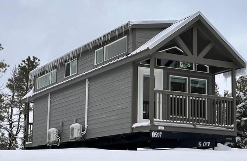 Williams Cabin | Luxury Cabin with Forest View 7B