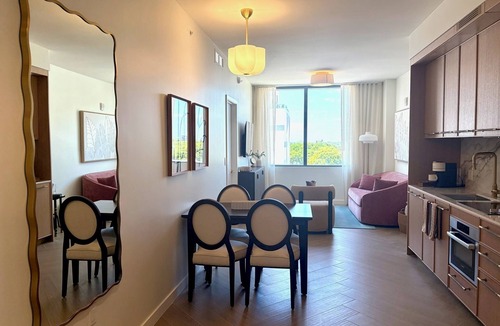 Wynwood Art District Condo | Luxury Designer Retreat in Wynwood/Skyline. 2BR. Pool & Bar